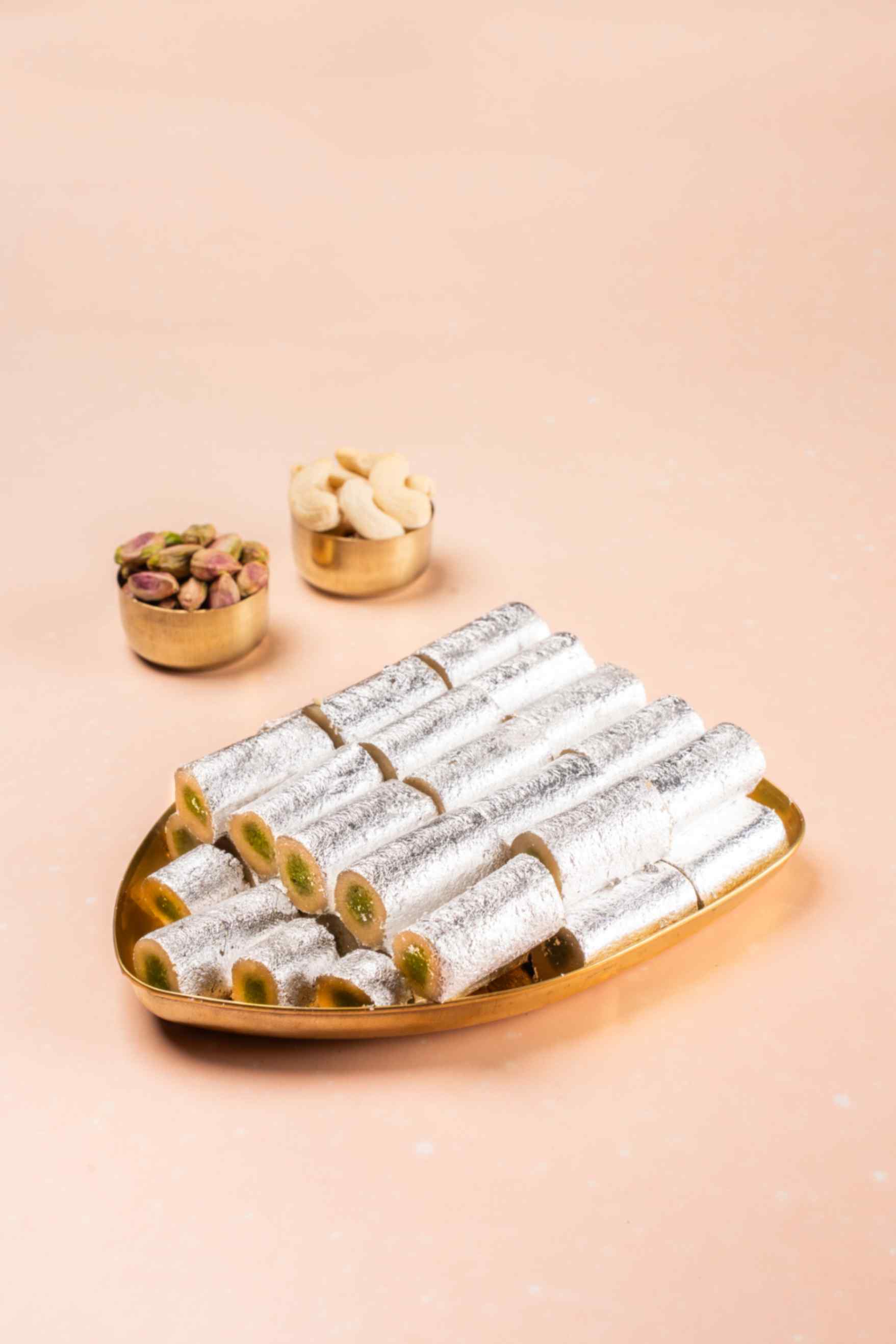 Premium Kaju Pista Roll